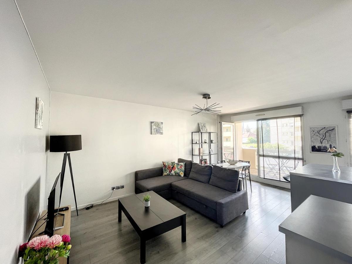 City & Cosy, Lyon Charcot- Wifi - Lave Linge - Balcon - Parking Luaran gambar