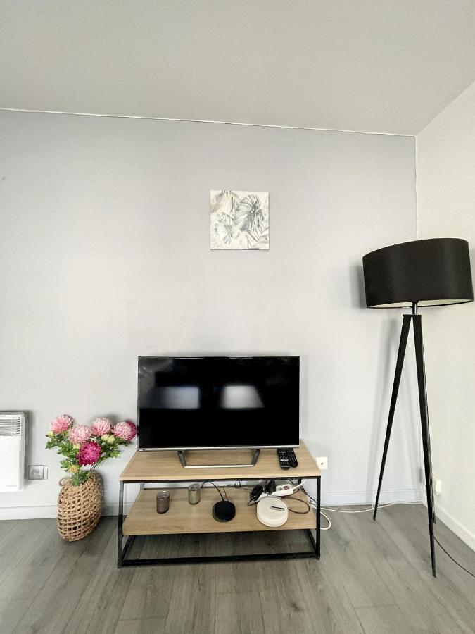 City & Cosy, Lyon Charcot- Wifi - Lave Linge - Balcon - Parking Luaran gambar