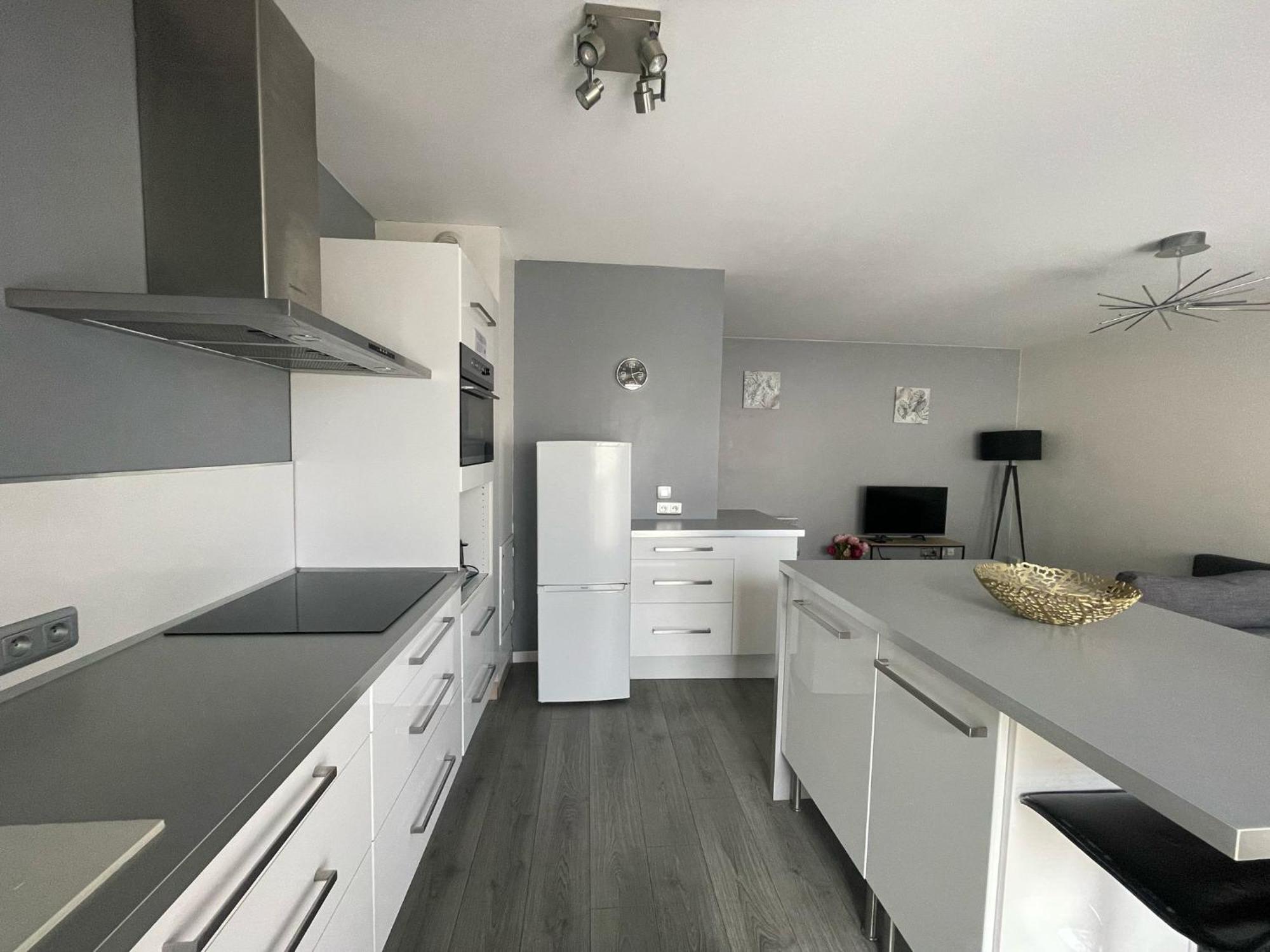 City & Cosy, Lyon Charcot- Wifi - Lave Linge - Balcon - Parking Luaran gambar